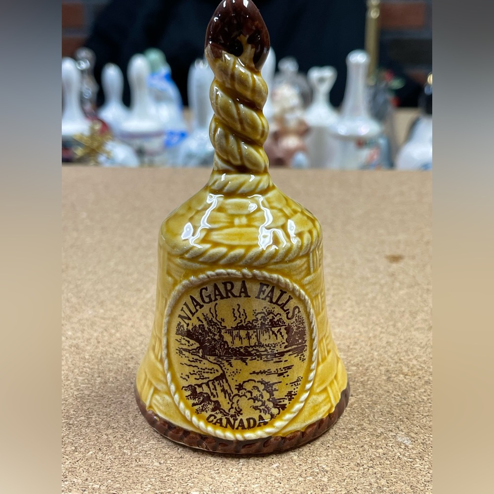 Vintage Niagara Falls bell